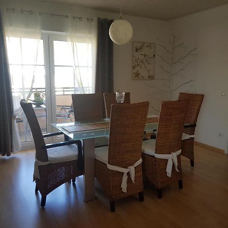 Ferienwohnung Toni Mit Balkon Und Garten Pemfling Exterior foto